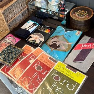 VINTAGE NWT bundle of 10 different colored pairs of full pantyhose size small/